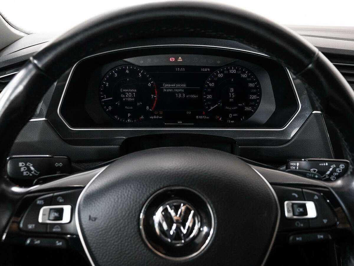 Купить Volkswagen Tiguan с пробегом. Фото: #17