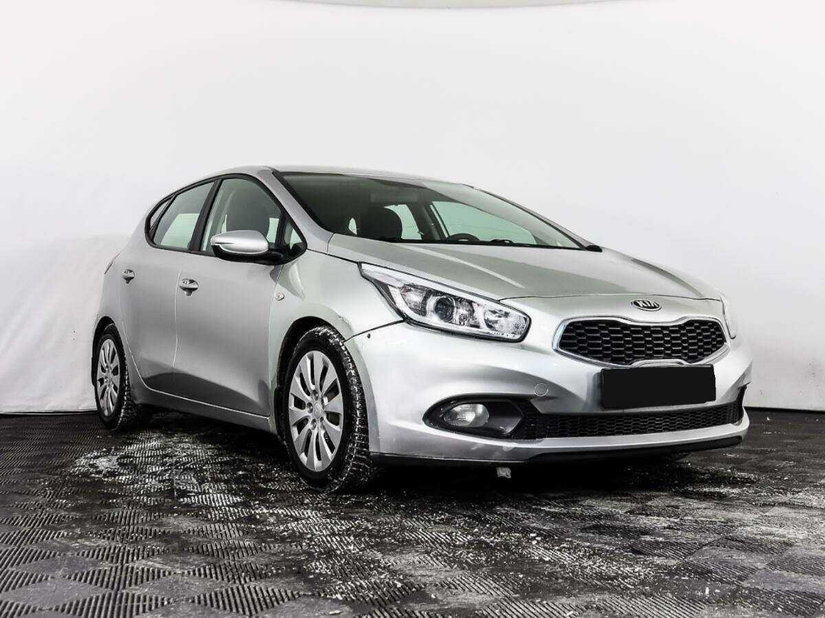Купить Kia Ceed с пробегом. Фото: #2