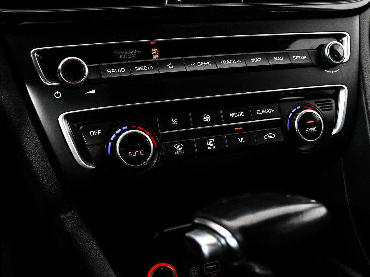 Купить Kia Optima с пробегом. Фото: #13