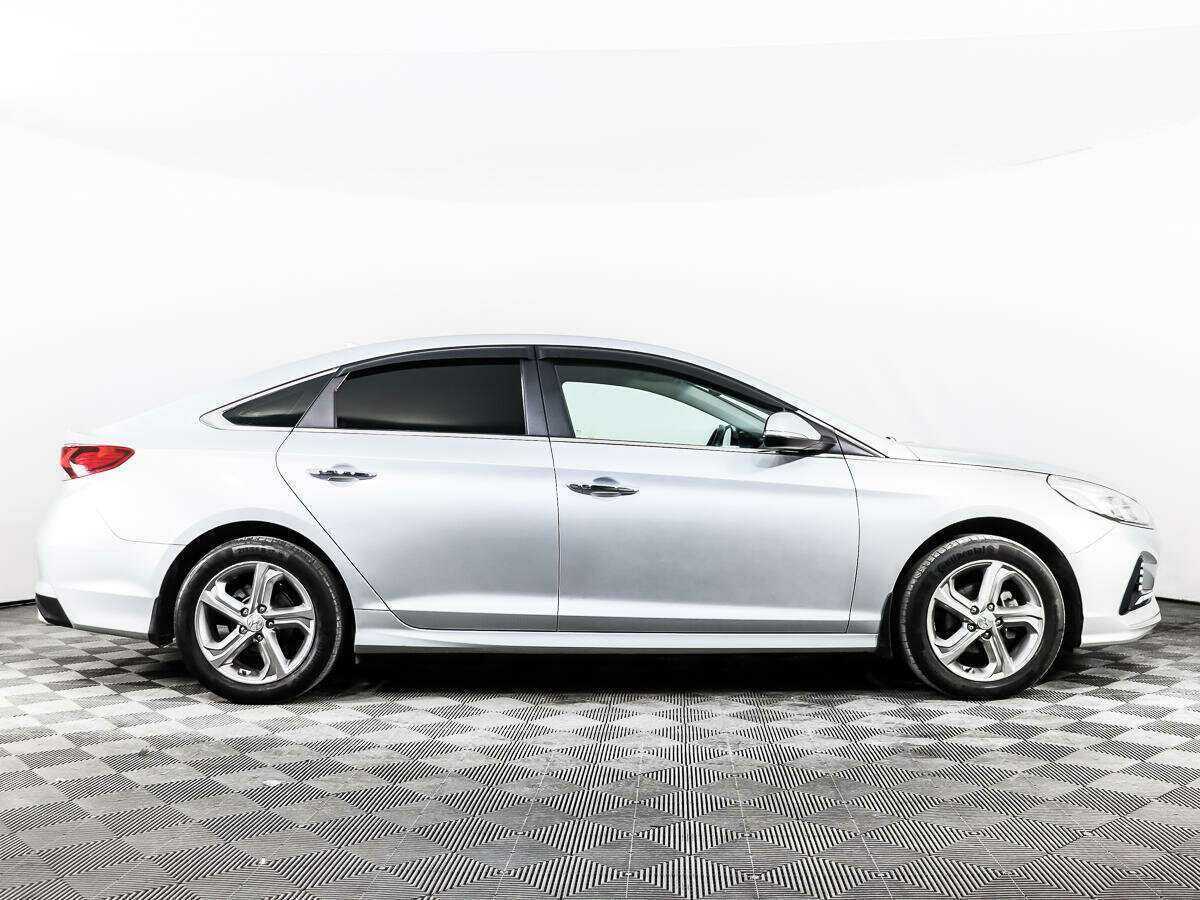Купить Hyundai Sonata с пробегом. Фото: #3