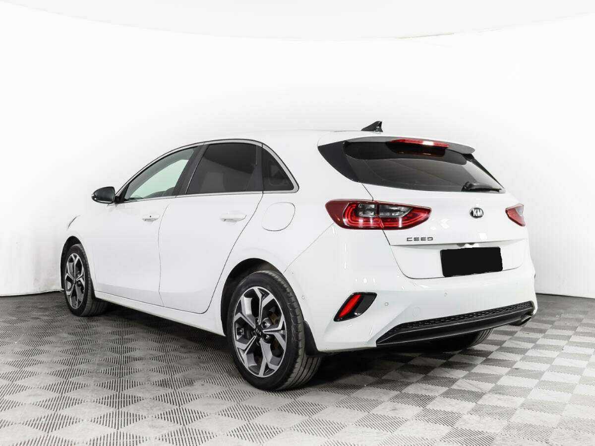 Купить Kia Ceed с пробегом. Фото: #6