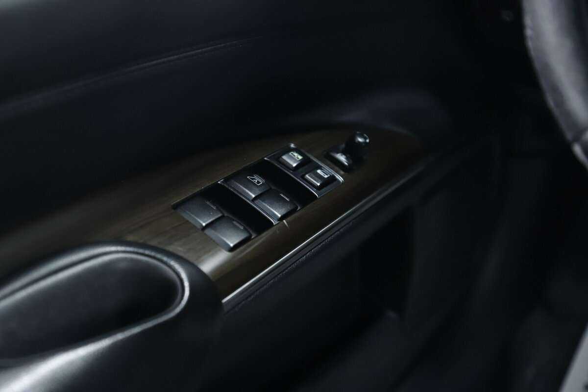 Купить Nissan Teana с пробегом. Фото: #9