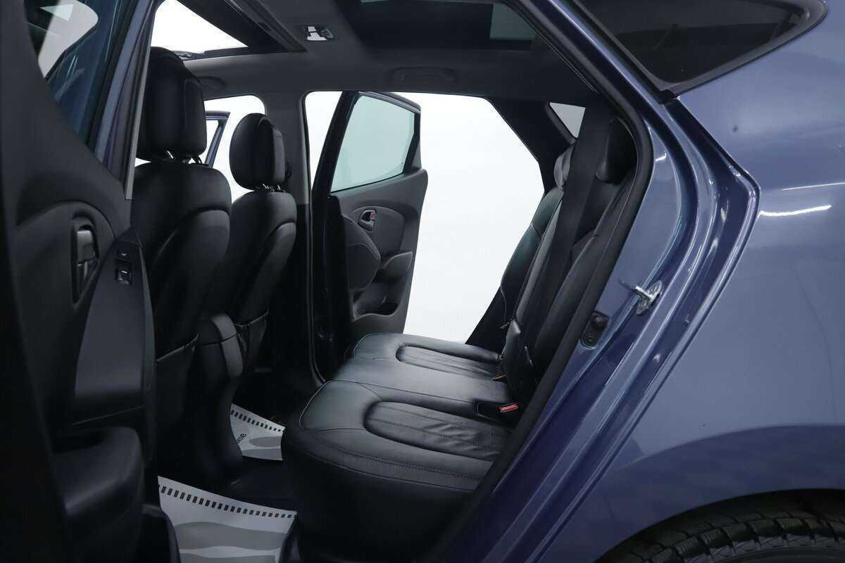 Купить Hyundai ix35 с пробегом. Фото: #21