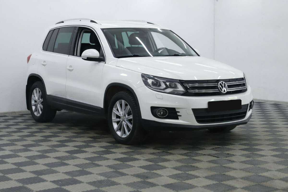 Купить Volkswagen Tiguan с пробегом. Фото: #2