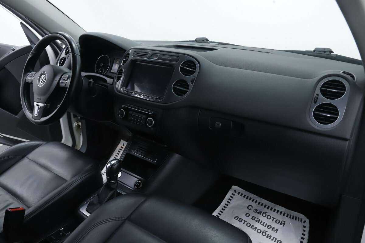 Купить Volkswagen Tiguan с пробегом. Фото: #15