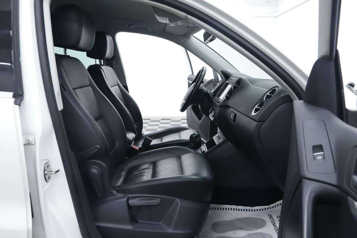 Купить Volkswagen Tiguan с пробегом. Фото: #16