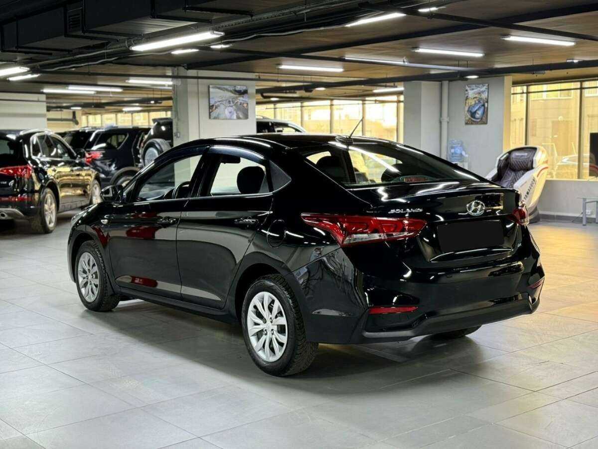 Купить Hyundai Solaris с пробегом. Фото: #9