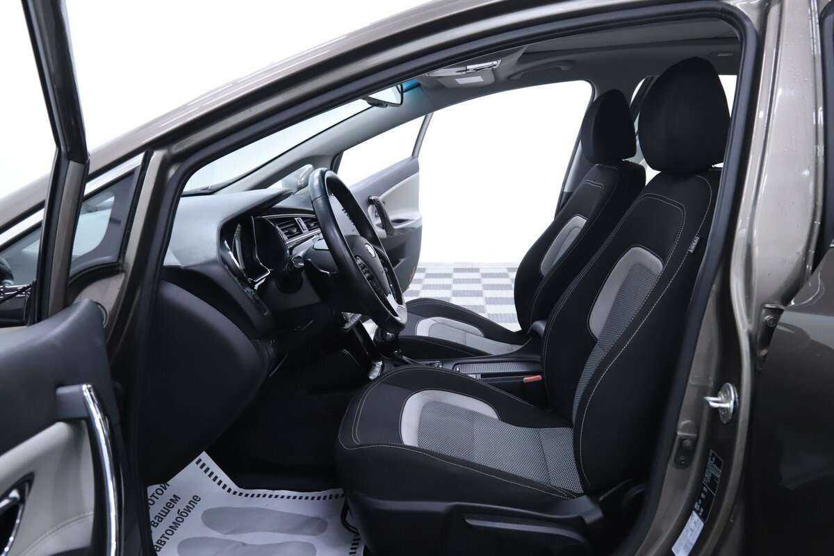 Купить Kia Ceed с пробегом. Фото: #7
