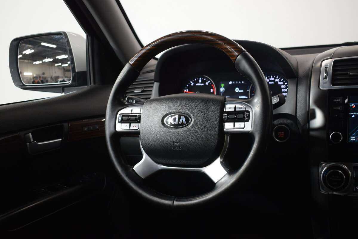 Купить Kia Mohave с пробегом. Фото: #8