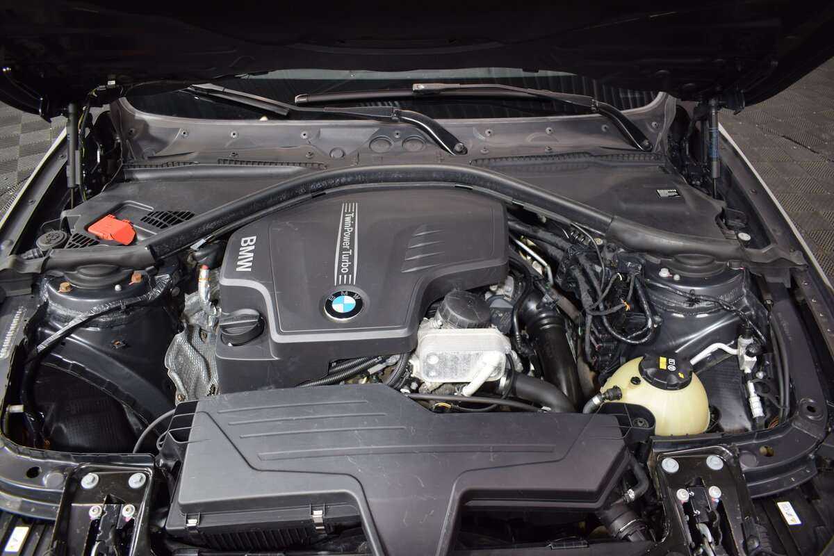 Купить BMW 3 серии с пробегом. Фото: #6