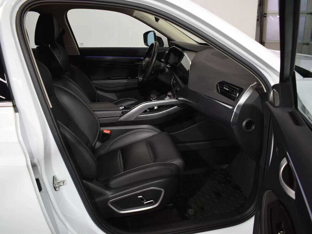 Купить Geely Tugella с пробегом. Фото: #9