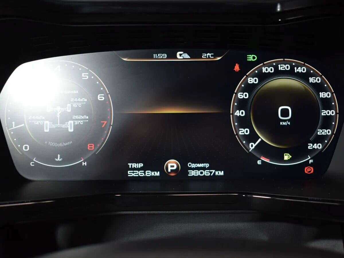 Купить Geely Tugella с пробегом. Фото: #13