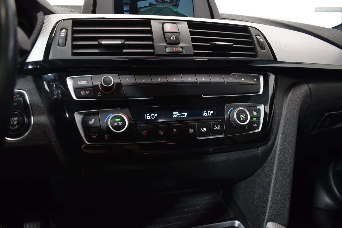 Купить BMW 3 серии с пробегом. Фото: #17