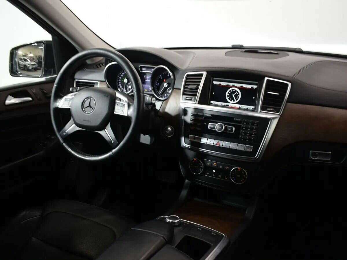 Купить Mercedes-Benz M-Класс с пробегом. Фото: #10