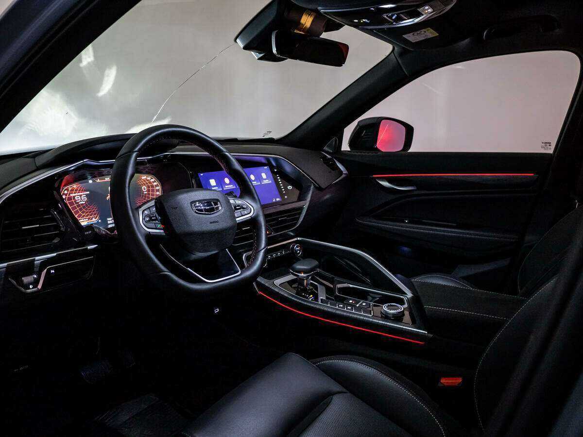 Купить Geely Tugella с пробегом. Фото: #27