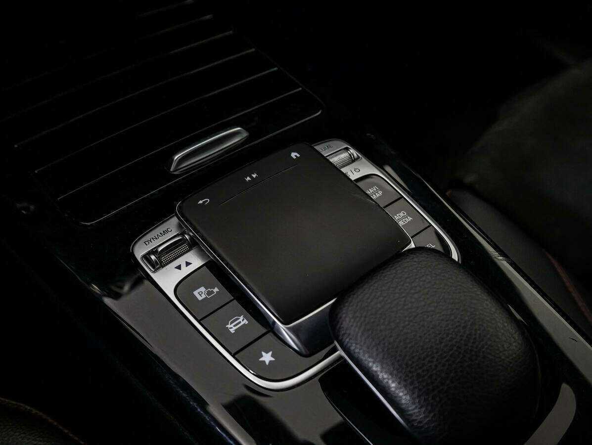 Купить Mercedes-Benz CLA с пробегом. Фото: #20