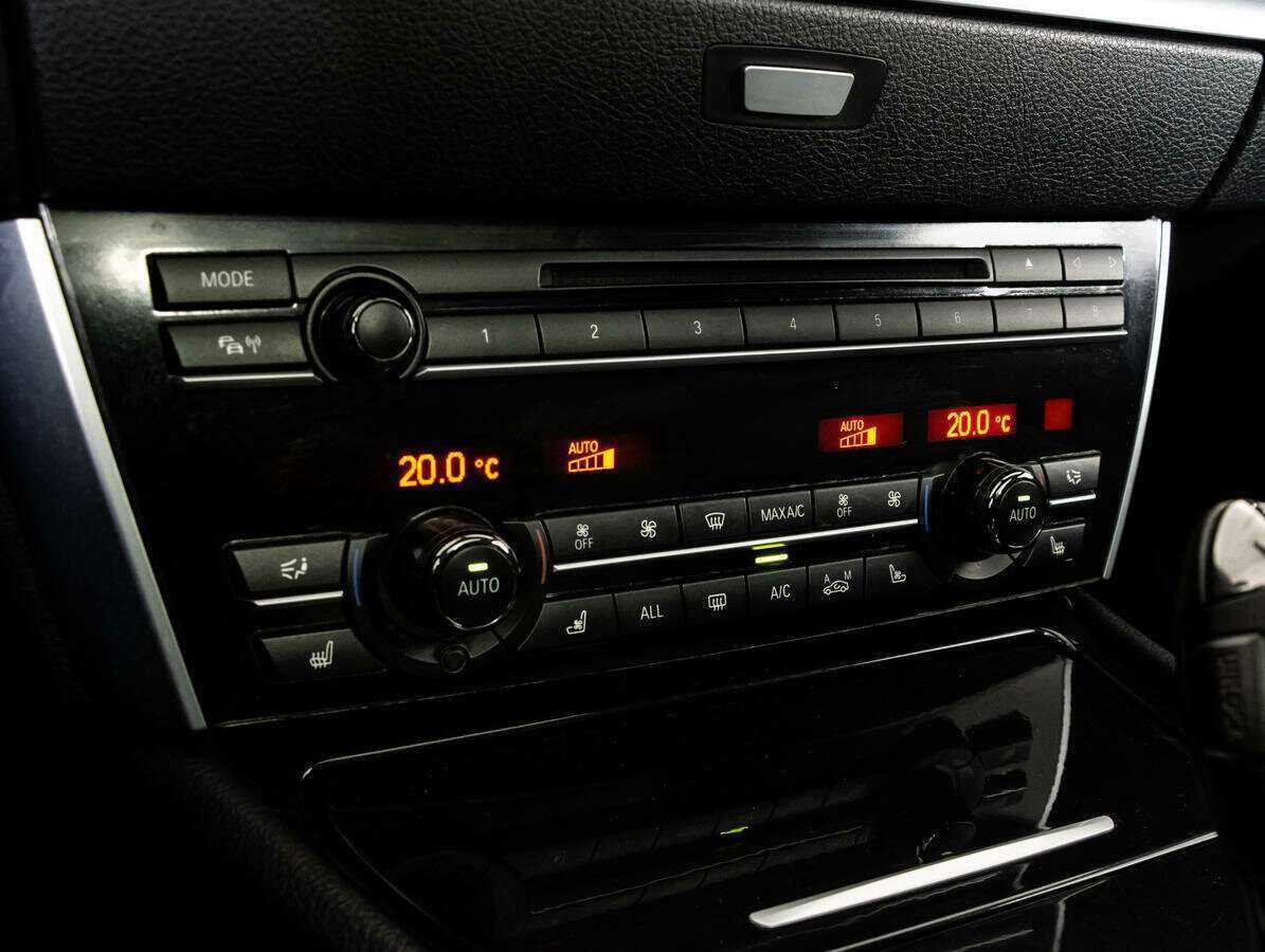 Купить BMW 5 серии с пробегом. Фото: #17