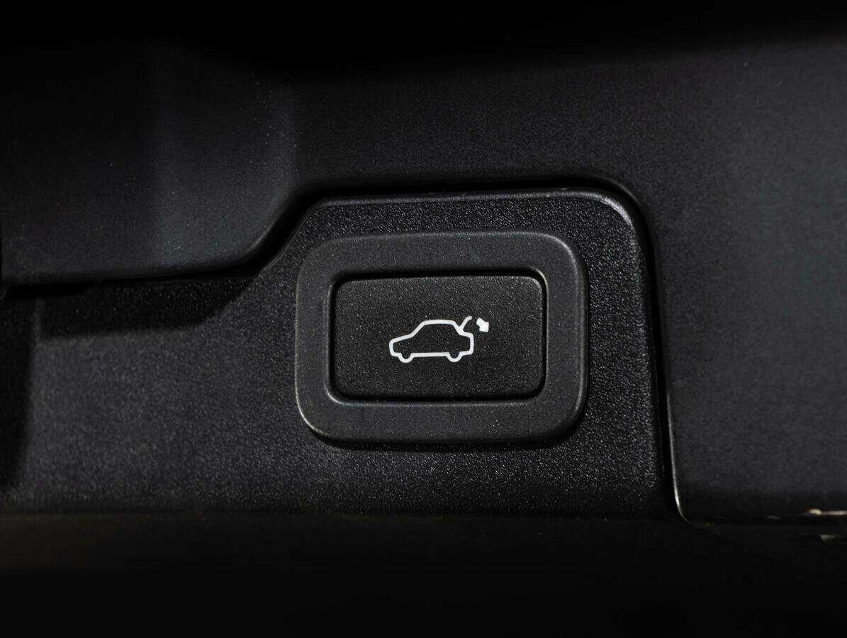 Купить Land Rover Range Rover Evoque с пробегом. Фото: #18