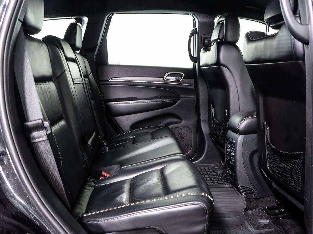 Купить Jeep Grand Cherokee с пробегом. Фото: #10