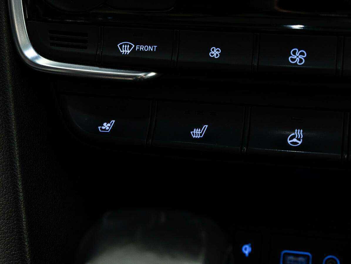 Купить Hyundai Santa Fe с пробегом. Фото: #25