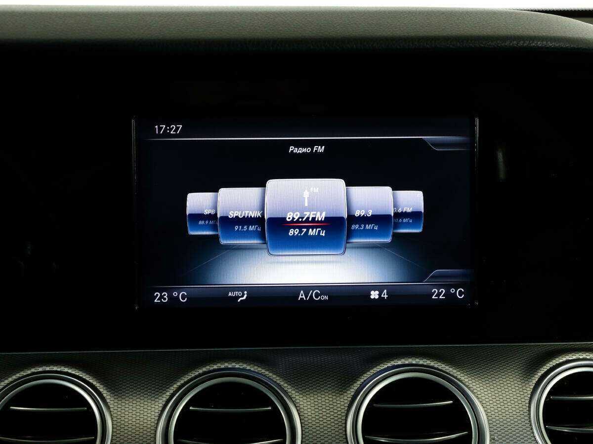 Купить Mercedes-Benz E-Класс с пробегом. Фото: #16