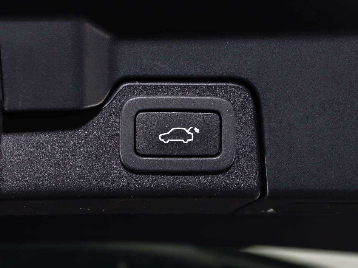 Купить Land Rover Range Rover Evoque с пробегом. Фото: #18