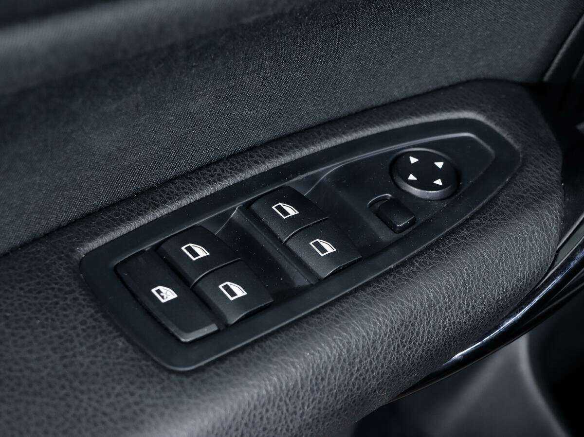 Купить BMW 1 серии с пробегом. Фото: #13