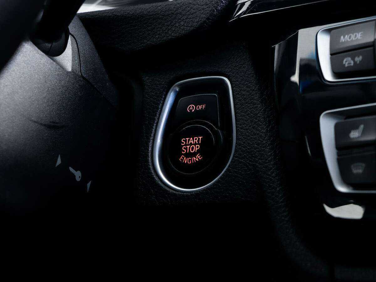 Купить BMW 3 серии с пробегом. Фото: #12