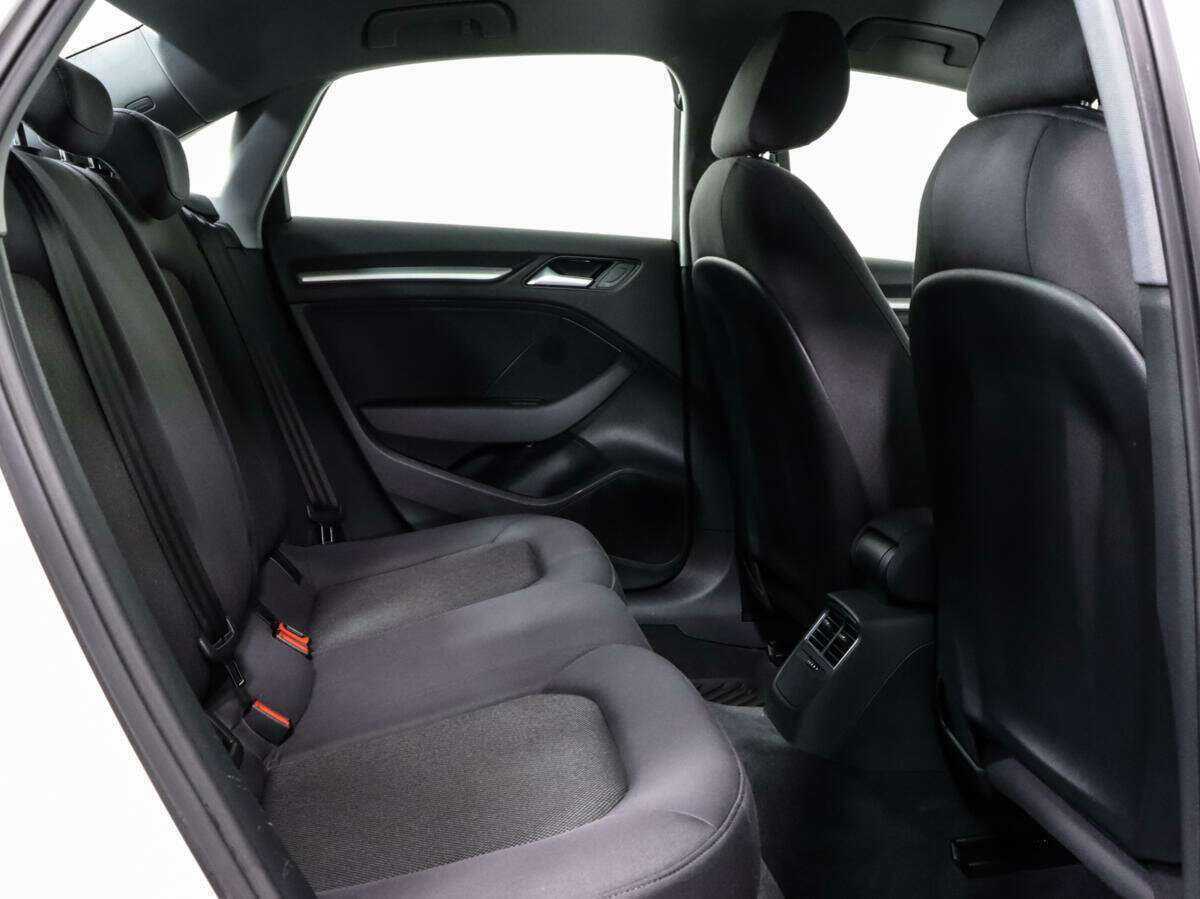 Купить Audi A3 с пробегом. Фото: #12