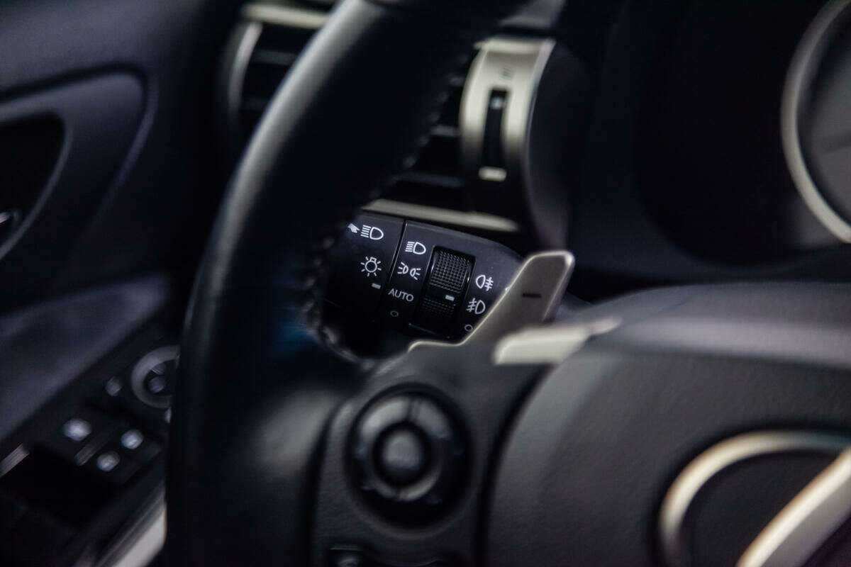 Купить Lexus IS с пробегом. Фото: #19