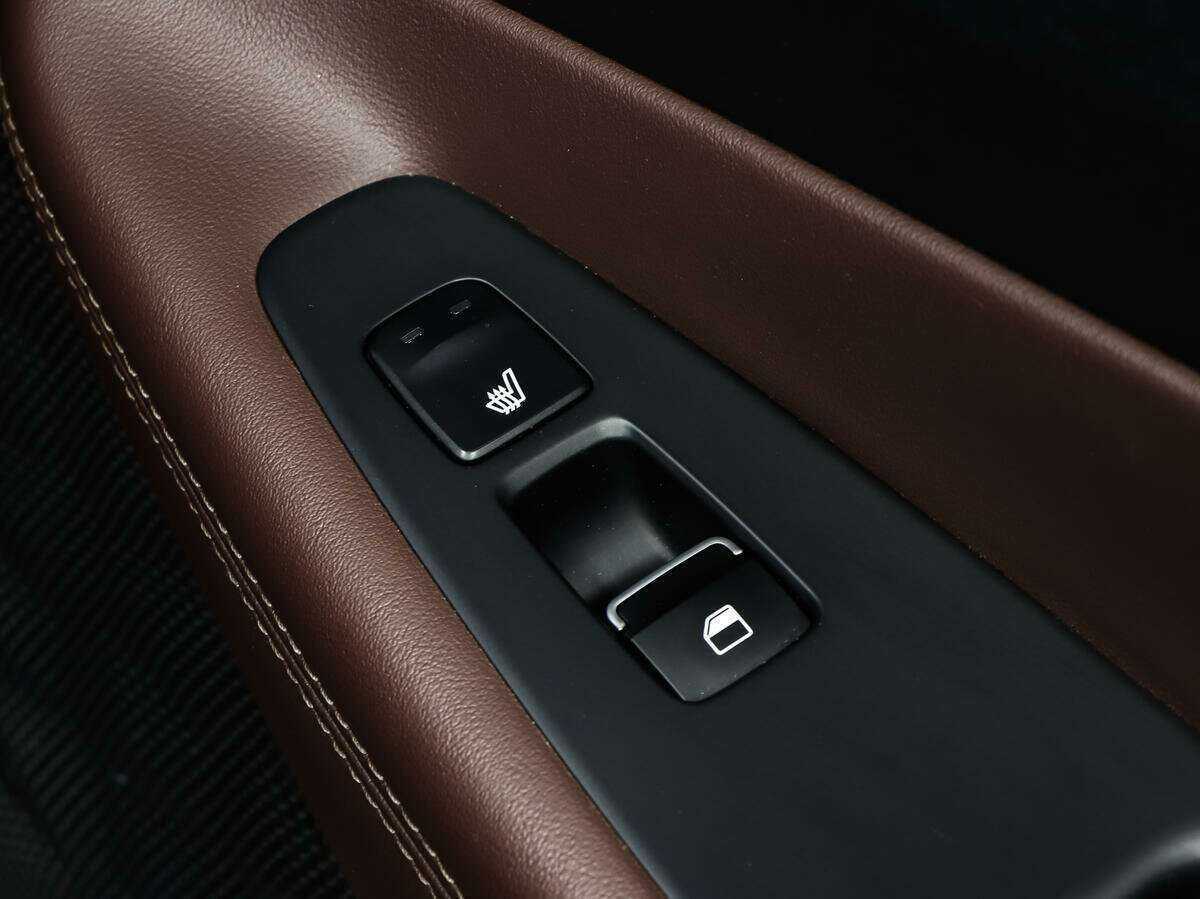 Купить Hyundai Santa Fe с пробегом. Фото: #21