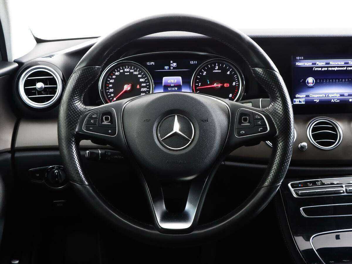 Купить Mercedes-Benz E-Класс с пробегом. Фото: #11