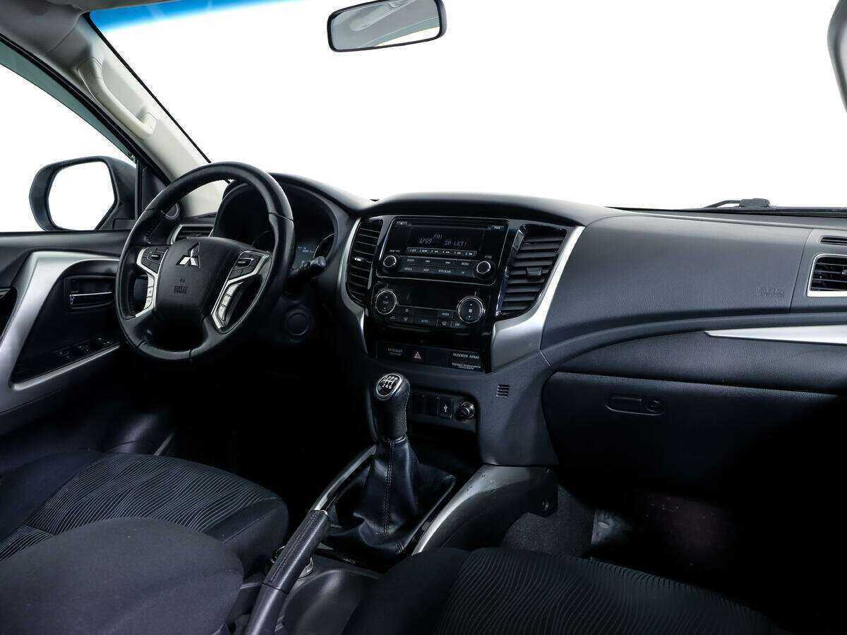 Купить Mitsubishi Pajero Sport с пробегом. Фото: #8