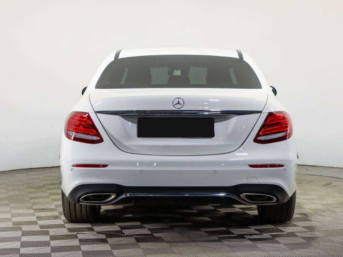 Купить Mercedes-Benz E-Класс с пробегом. Фото: #5