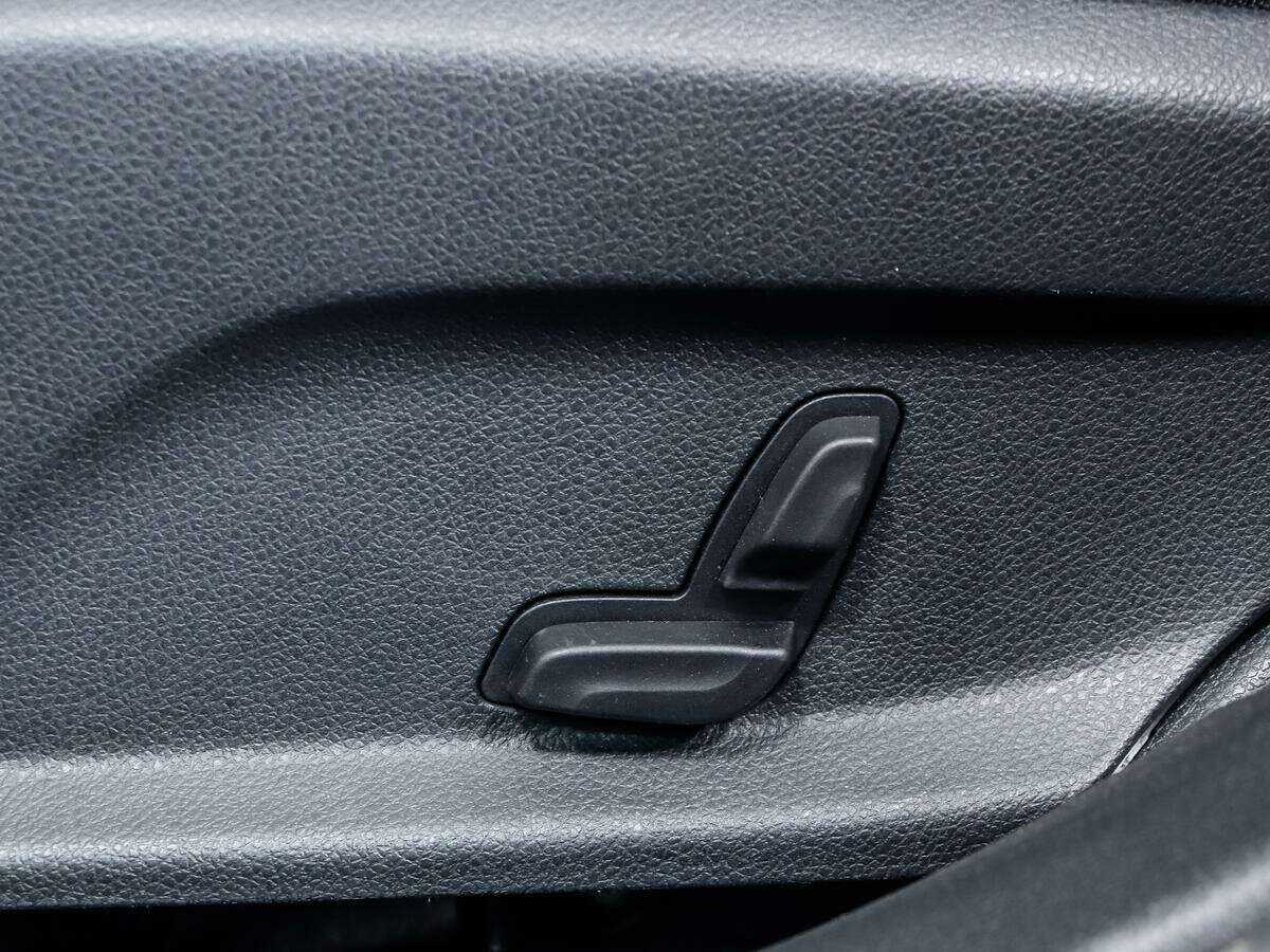 Купить Mercedes-Benz E-Класс с пробегом. Фото: #13