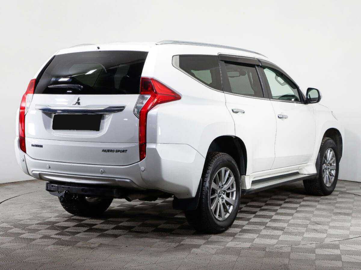 Купить Mitsubishi Pajero Sport с пробегом. Фото: #3