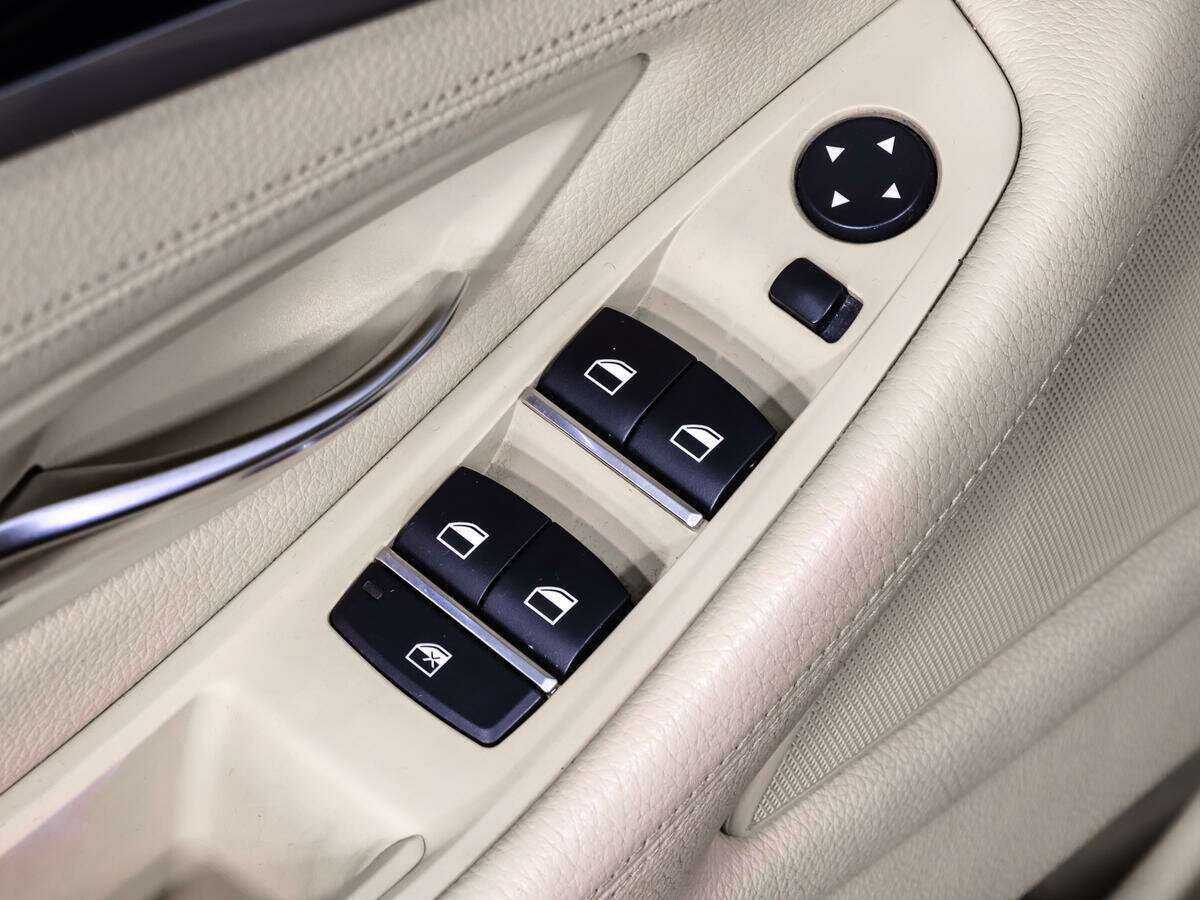 Купить BMW 5 серии с пробегом. Фото: #21