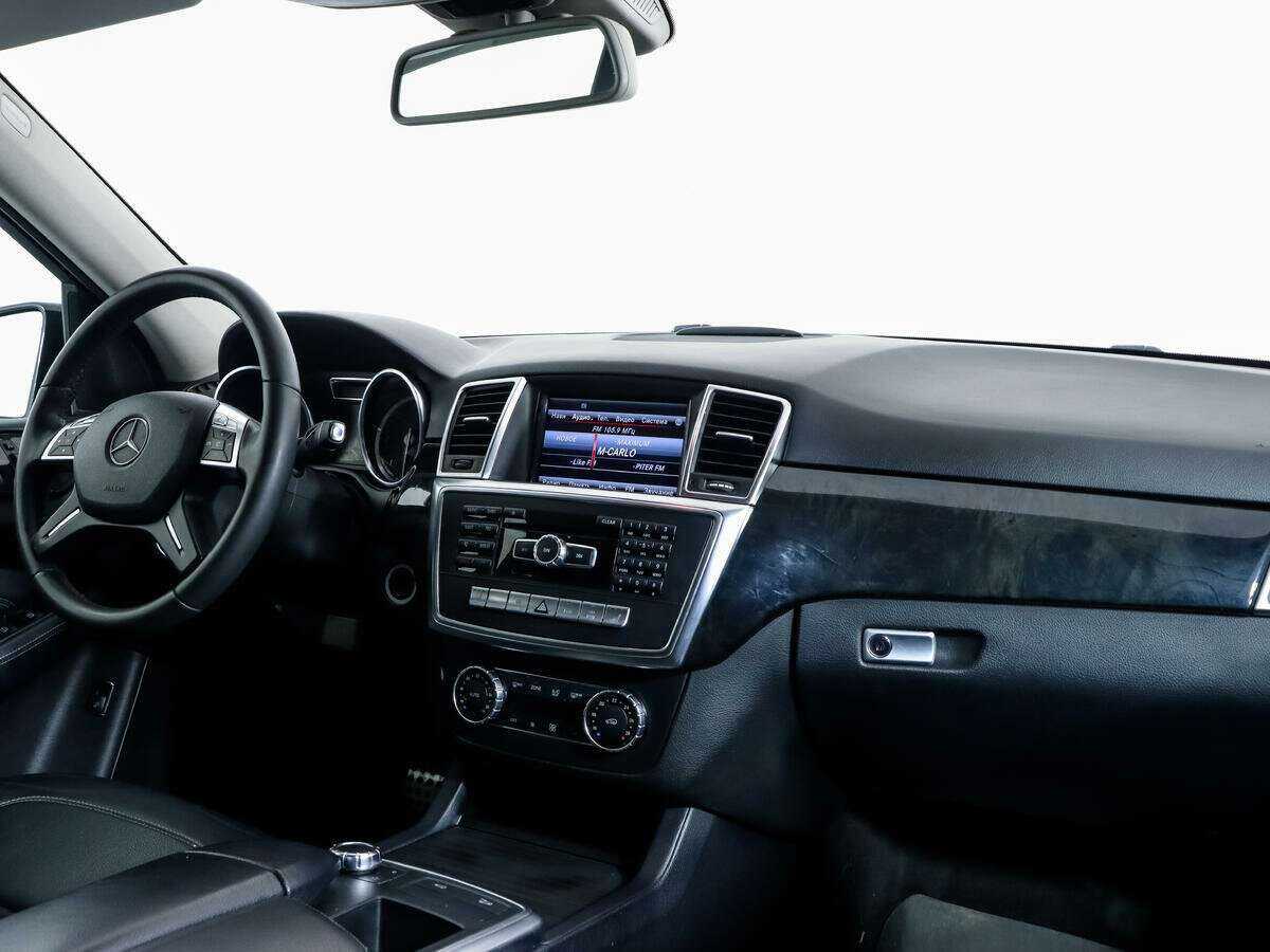 Купить Mercedes-Benz M-Класс с пробегом. Фото: #8
