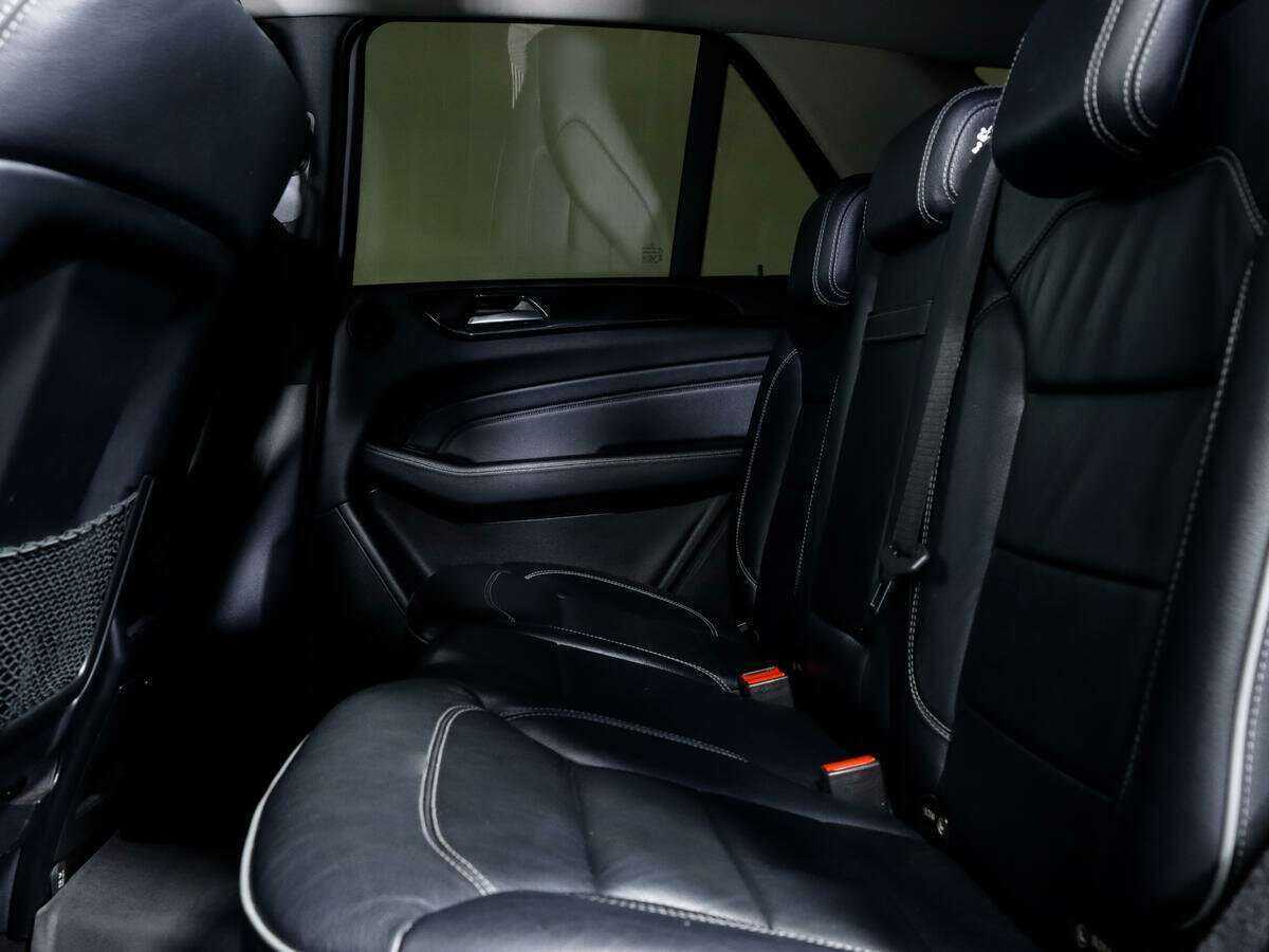 Купить Mercedes-Benz M-Класс с пробегом. Фото: #10