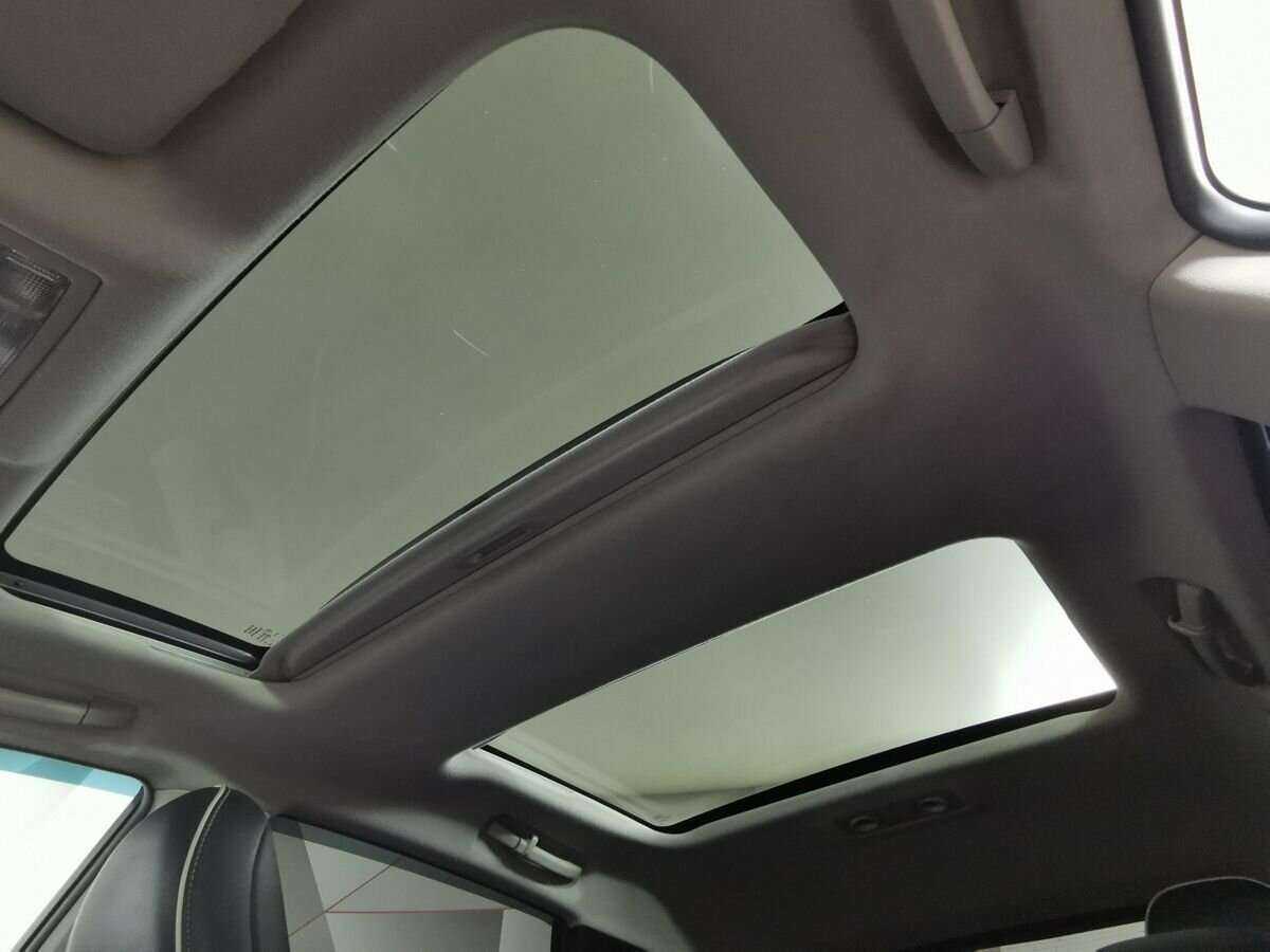 Купить Toyota Venza с пробегом. Фото: #17