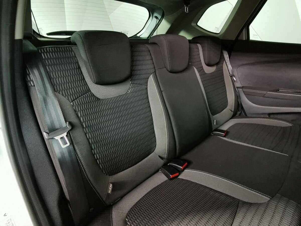 Купить Renault Kaptur с пробегом. Фото: #12