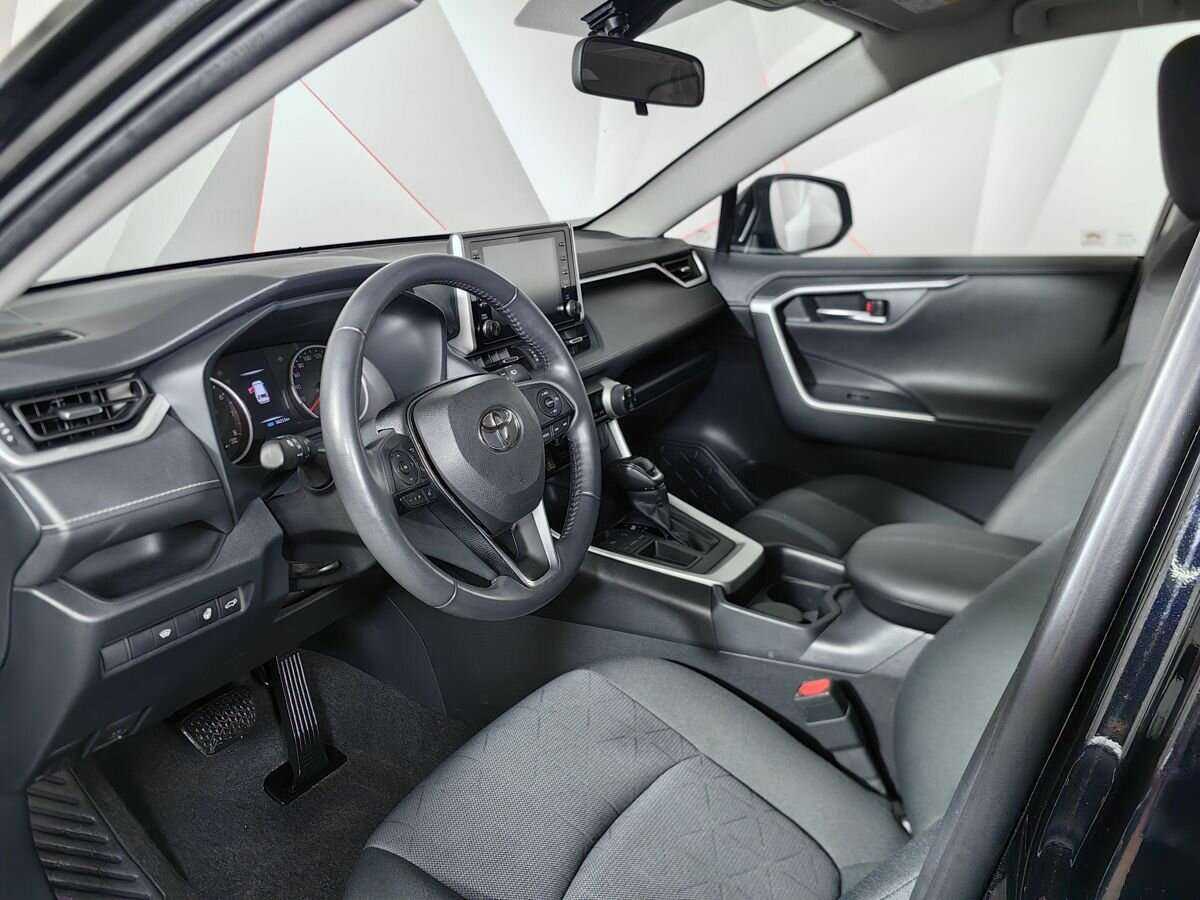 Купить Toyota RAV4 с пробегом. Фото: #13
