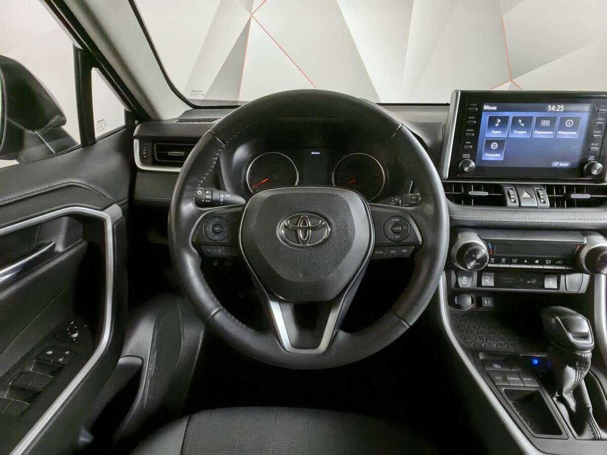 Купить Toyota RAV4 с пробегом. Фото: #14