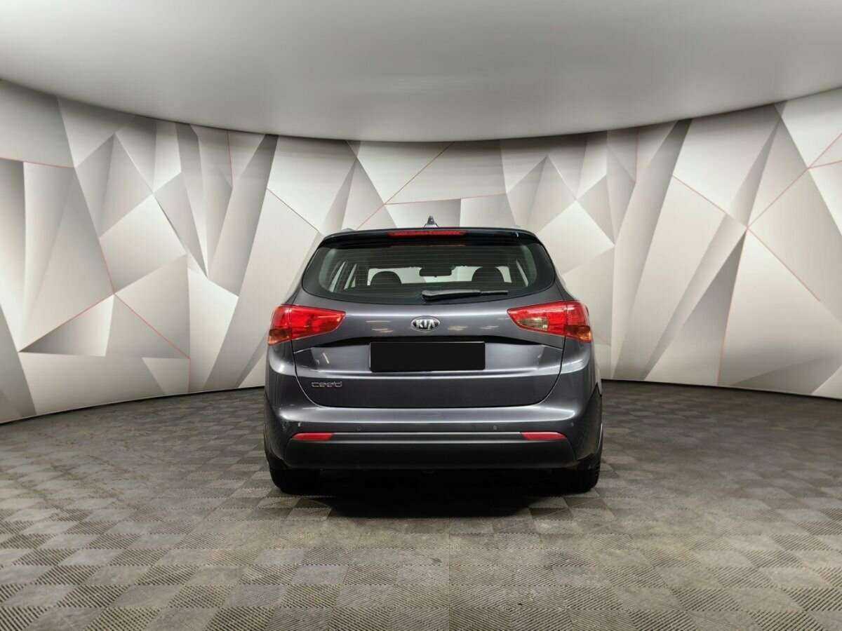 Купить Kia Ceed с пробегом. Фото: #7