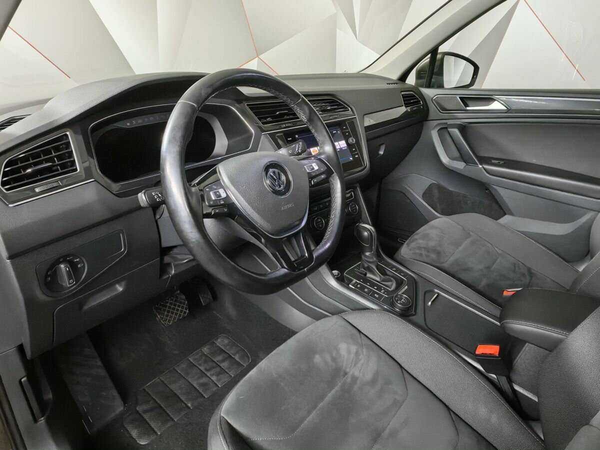 Купить Volkswagen Tiguan с пробегом. Фото: #13