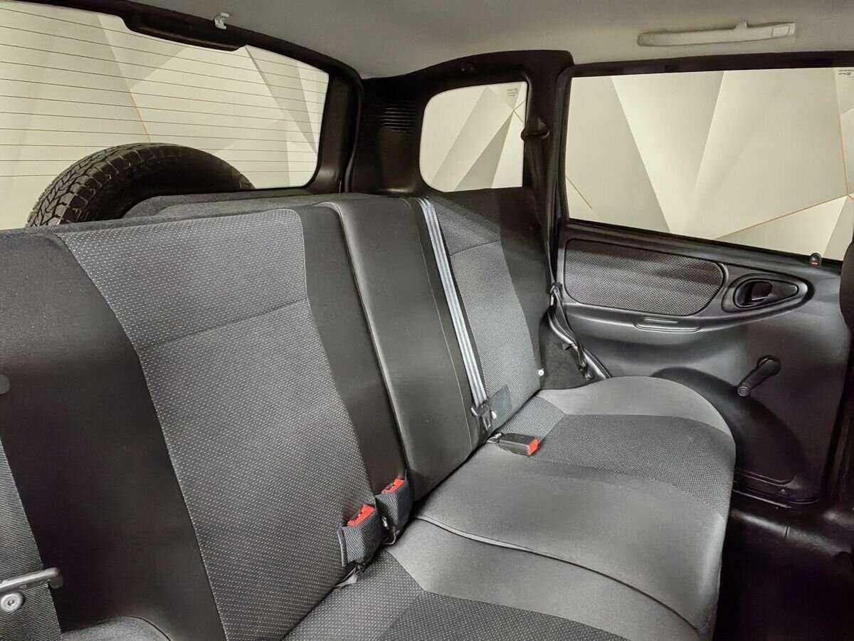 Купить Lada (ВАЗ) Niva с пробегом. Фото: #11