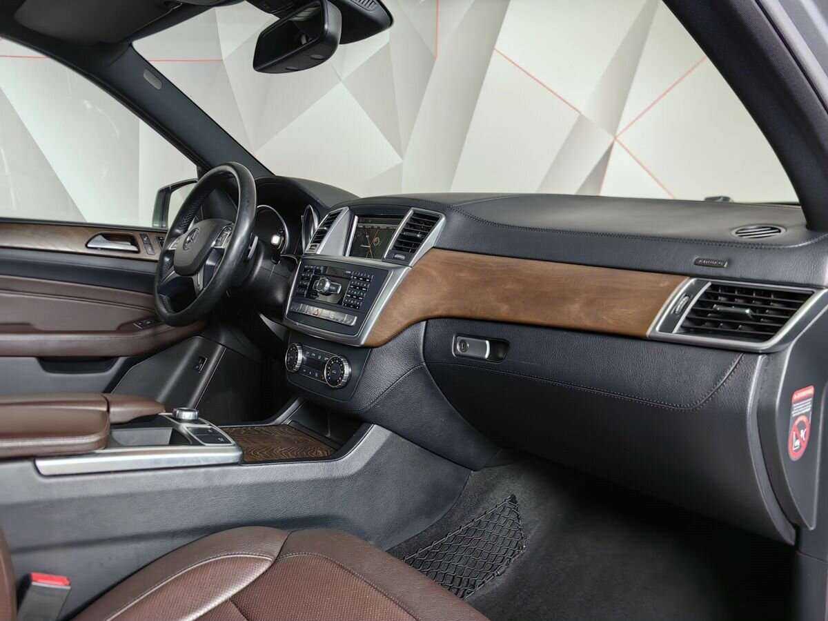 Купить Mercedes-Benz M-Класс с пробегом. Фото: #8