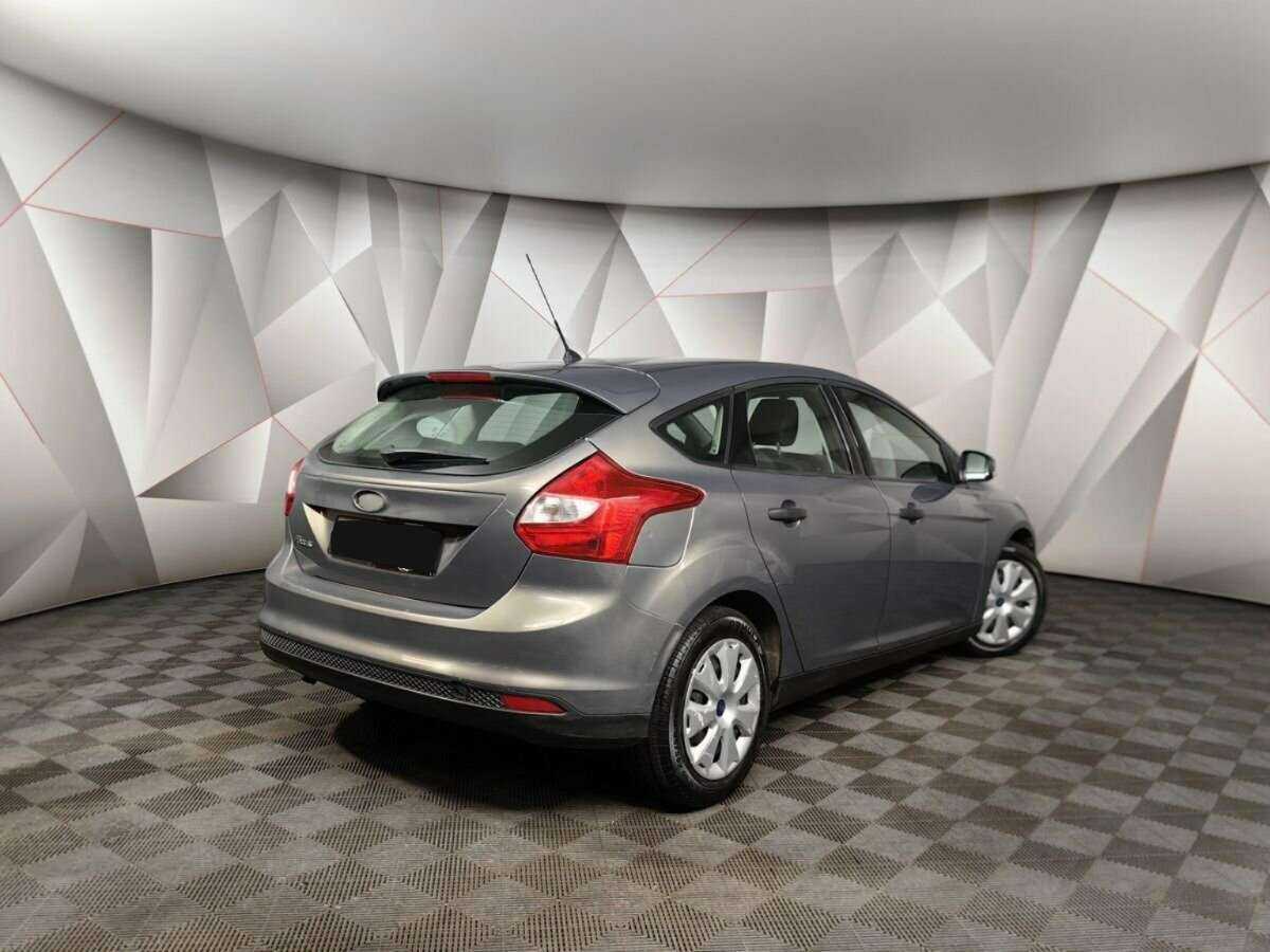 Купить Ford Focus с пробегом. Фото: #1