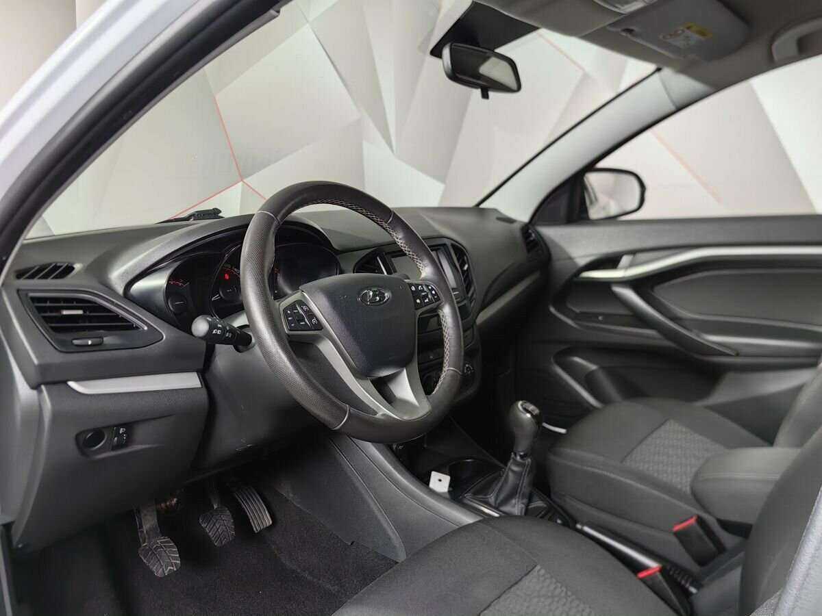 Купить Lada (ВАЗ) Vesta с пробегом. Фото: #14