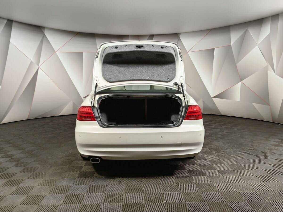 Купить BMW 3 серии с пробегом. Фото: #8